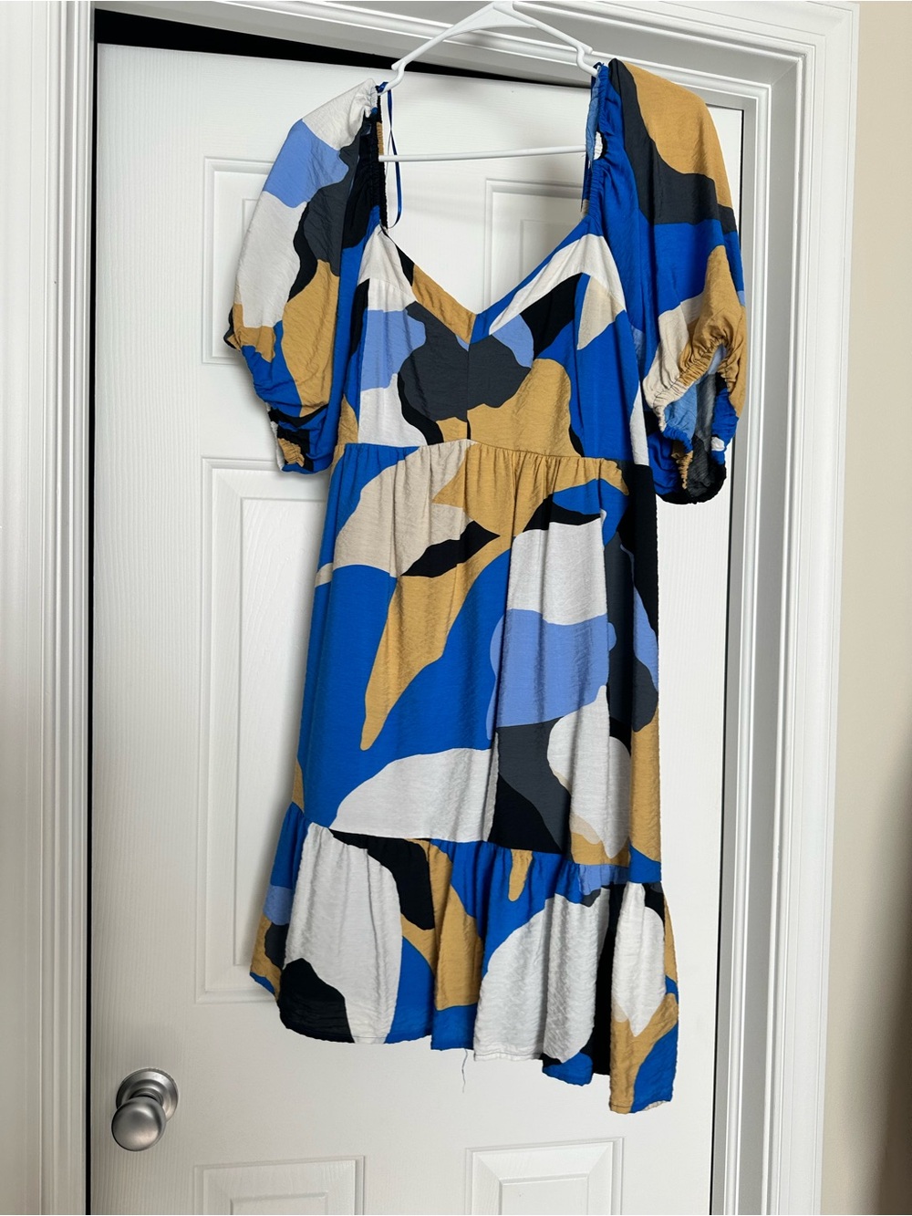 Nine West Abstract Blue & Mustard Short Sleeve Tiered Dress